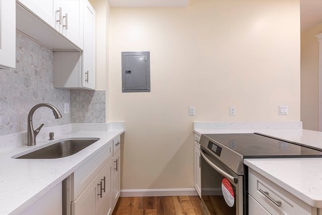 94 Hutchings 3, Boston, MA 02121