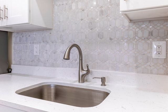 94 Hutchings 3, Boston, MA 02121