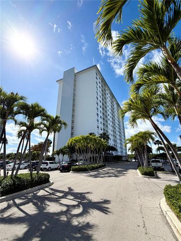 400 Kings Point Dr 524, Sunny Isles Beach, FL 33160