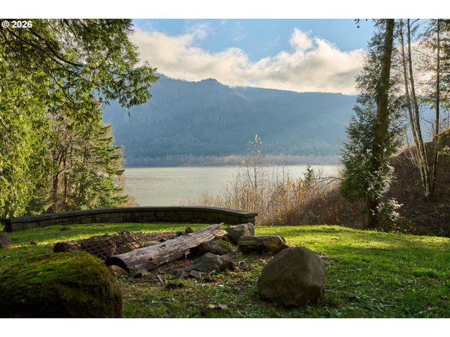 52 PUZZLED WOMAN Rd, Washougal, WA 98671