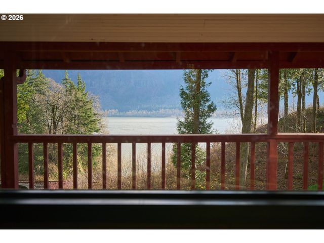 52 PUZZLED WOMAN Rd, Washougal, WA 98671