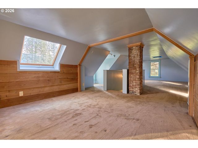 52 PUZZLED WOMAN Rd, Washougal, WA 98671