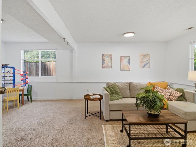5705 18th Avenue SE, Lacey, WA 98503