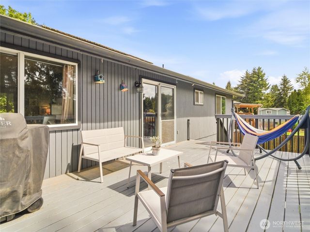 5705 18th Avenue SE, Lacey, WA 98503