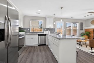 979 Smoke Tree LN, Virginia Beach, VA 23452