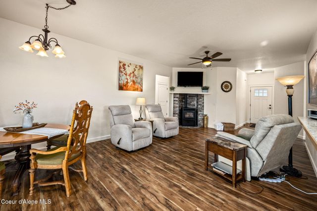 32911 N 16th AVE, Spirit Lake, ID 83869