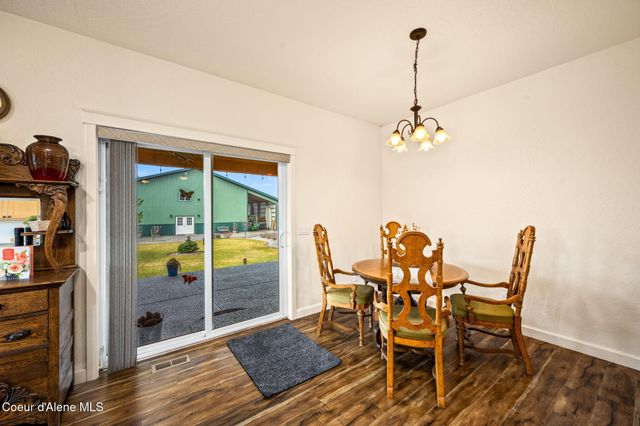 32911 N 16th AVE, Spirit Lake, ID 83869