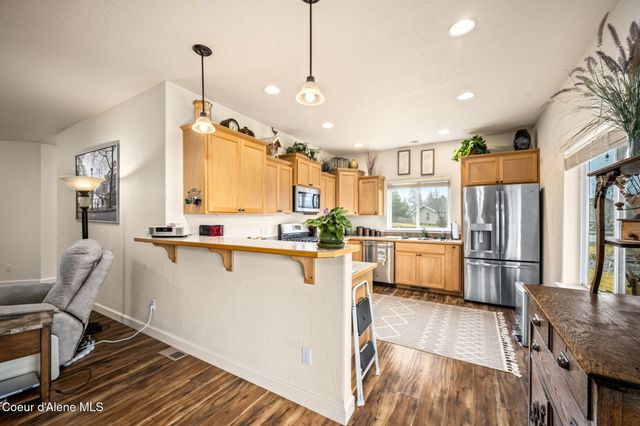 32911 N 16th AVE, Spirit Lake, ID 83869