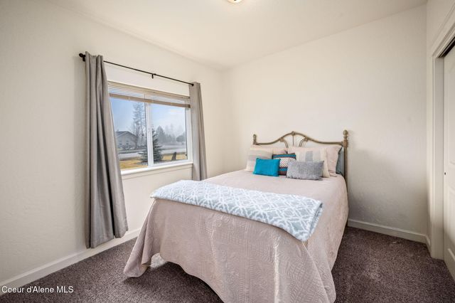 32911 N 16th AVE, Spirit Lake, ID 83869