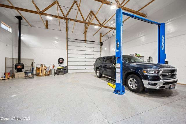 32911 N 16th AVE, Spirit Lake, ID 83869