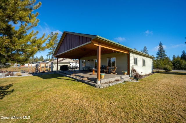 32911 N 16th AVE, Spirit Lake, ID 83869