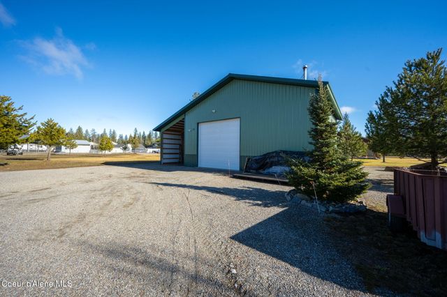 32911 N 16th AVE, Spirit Lake, ID 83869