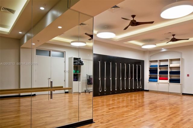 21205 YACHT CLUB DR 805, Aventura, FL 33180