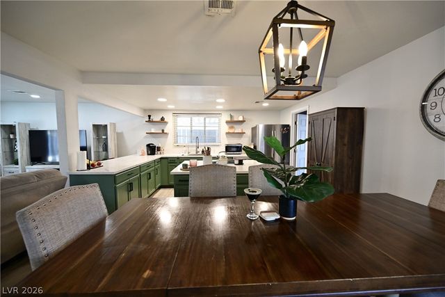 2016 East Oakey Boulevard, Las Vegas, NV 89104
