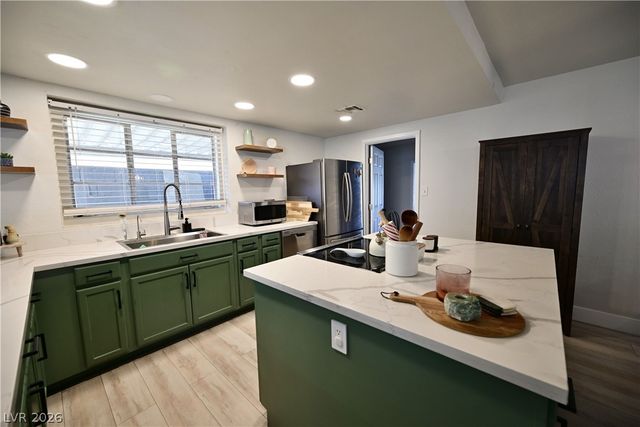 2016 East Oakey Boulevard, Las Vegas, NV 89104