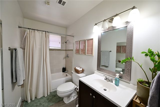 2016 East Oakey Boulevard, Las Vegas, NV 89104