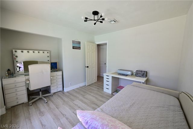 2016 East Oakey Boulevard, Las Vegas, NV 89104