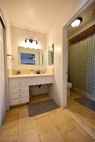 2016 East Oakey Boulevard, Las Vegas, NV 89104