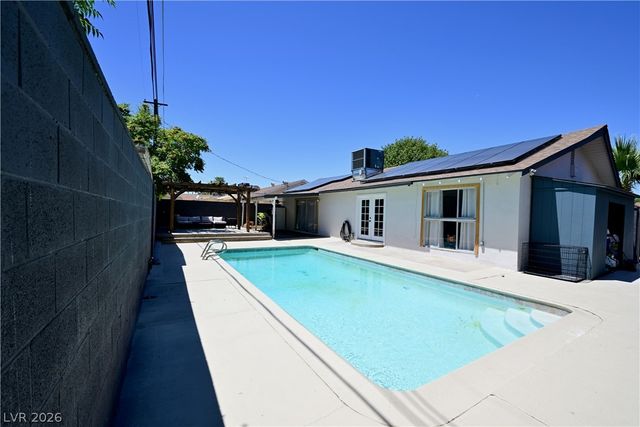 2016 East Oakey Boulevard, Las Vegas, NV 89104