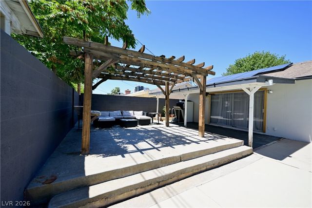 2016 East Oakey Boulevard, Las Vegas, NV 89104