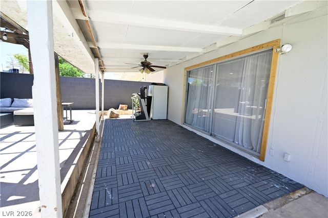 2016 East Oakey Boulevard, Las Vegas, NV 89104