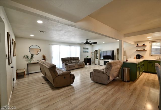 2016 East Oakey Boulevard, Las Vegas, NV 89104