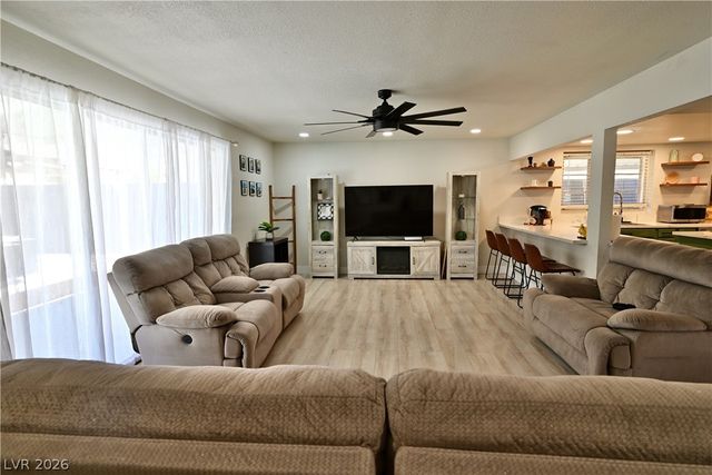 2016 East Oakey Boulevard, Las Vegas, NV 89104