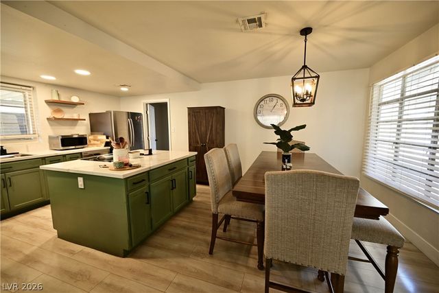 2016 East Oakey Boulevard, Las Vegas, NV 89104