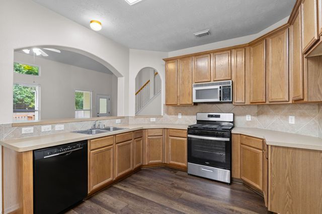 38007 W Sulphur Creek Drive, Magnolia, TX 77355