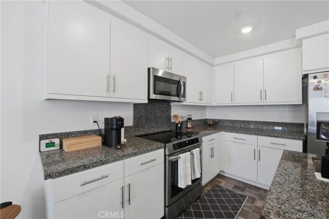 19210 Ash Grove, Riverside, CA 92507