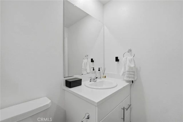 19210 Ash Grove, Riverside, CA 92507