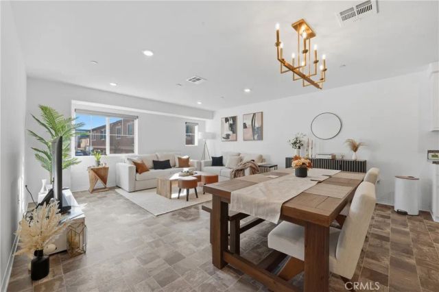 19210 Ash Grove, Riverside, CA 92507