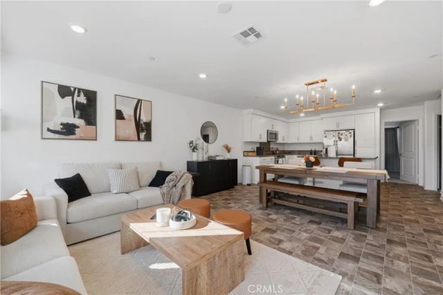 19210 Ash Grove, Riverside, CA 92507