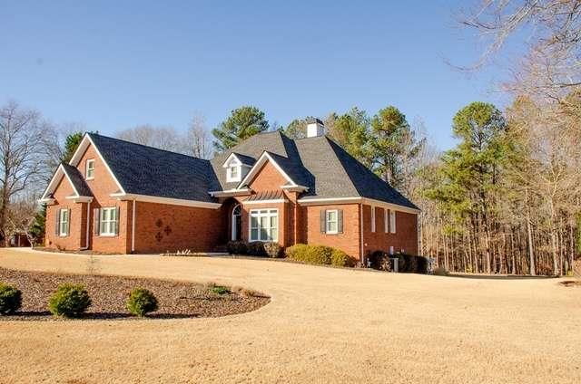 150 Highlands Forest Lane, Oxford, GA 30054