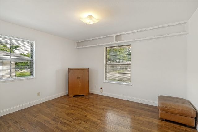 10605 Le Mans Drive, Dallas, TX 75238