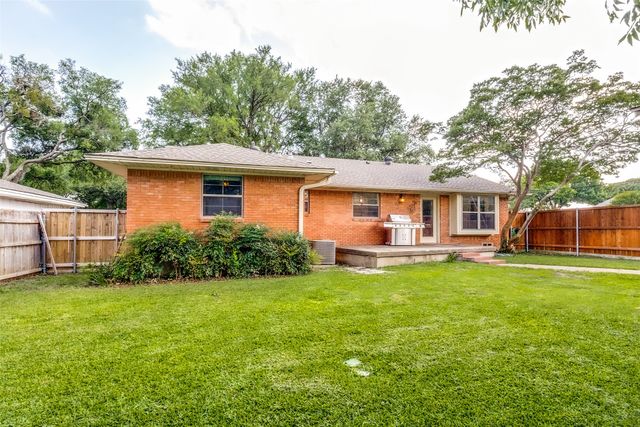10605 Le Mans Drive, Dallas, TX 75238