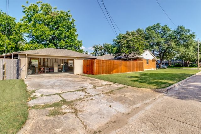 10605 Le Mans Drive, Dallas, TX 75238