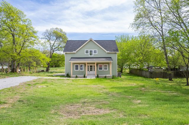 307 Front View St, Cornersville, TN 37047