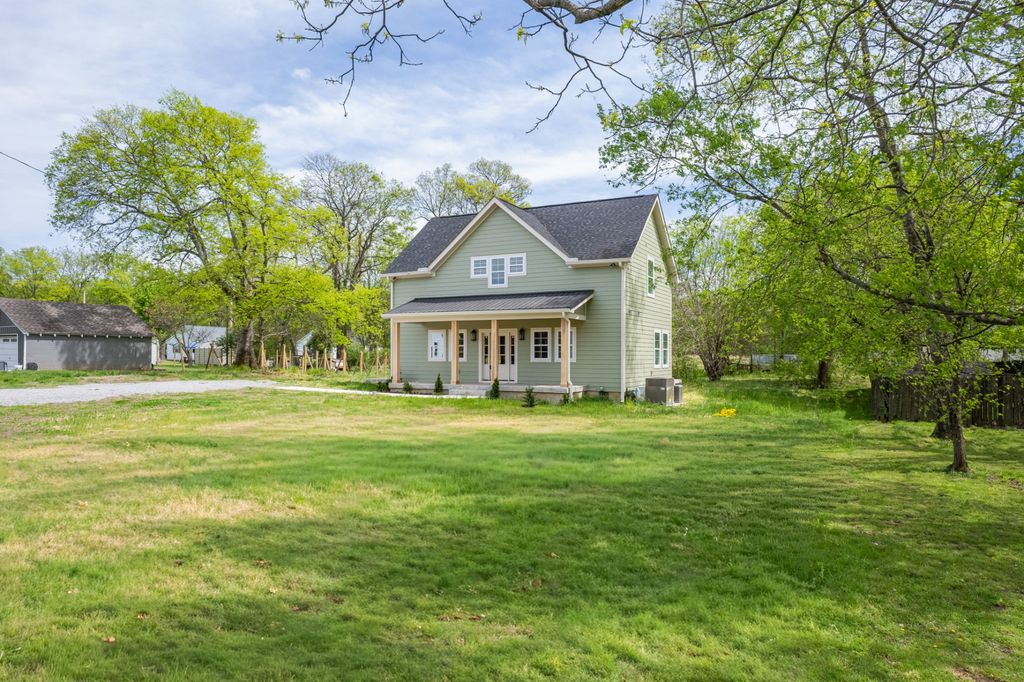 307 Front View St, Cornersville, TN 37047