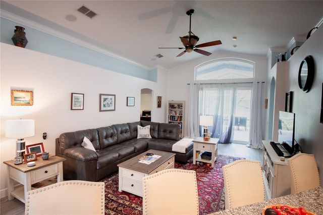 16204 NOTTINGHAM PARK WAY, Tampa, FL 33647
