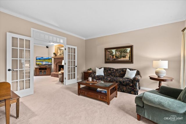 39W421 Olinger Lane, Geneva, IL 60134