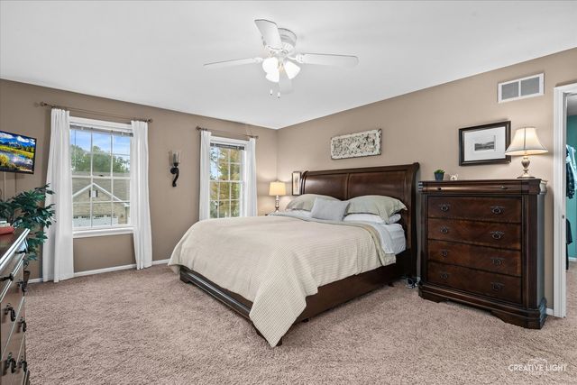 39W421 Olinger Lane, Geneva, IL 60134