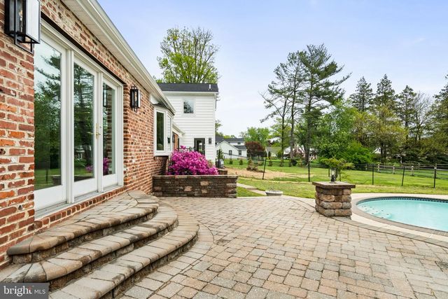 33 W ARDMORE AVE, Havertown, PA 19083