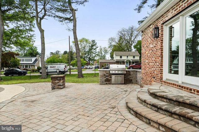 33 W ARDMORE AVE, Havertown, PA 19083