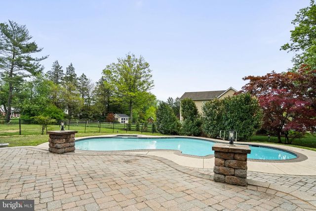 33 W ARDMORE AVE, Havertown, PA 19083