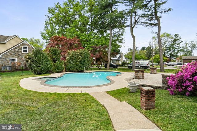 33 W ARDMORE AVE, Havertown, PA 19083