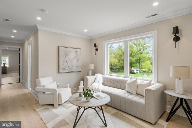 33 W ARDMORE AVE, Havertown, PA 19083
