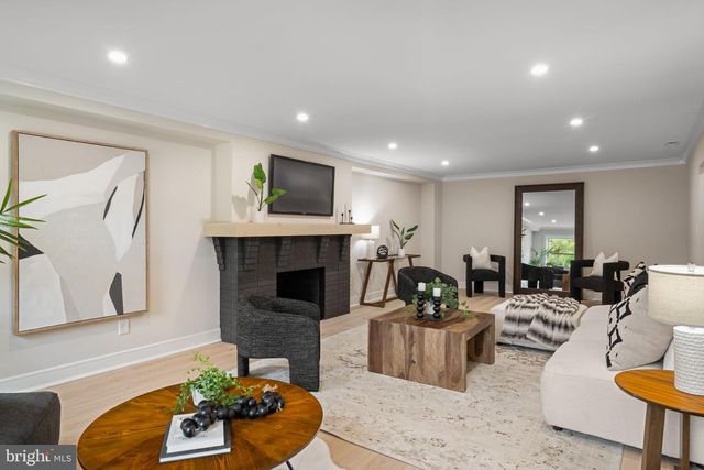 33 W ARDMORE AVE, Havertown, PA 19083