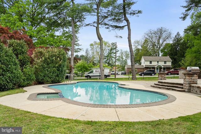 33 W ARDMORE AVE, Havertown, PA 19083