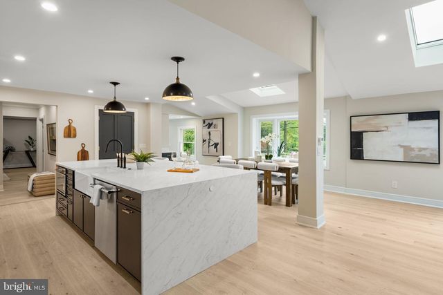 33 W ARDMORE AVE, Havertown, PA 19083